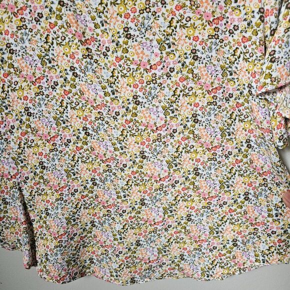 Floral Women's Top - Picture 10 of 16